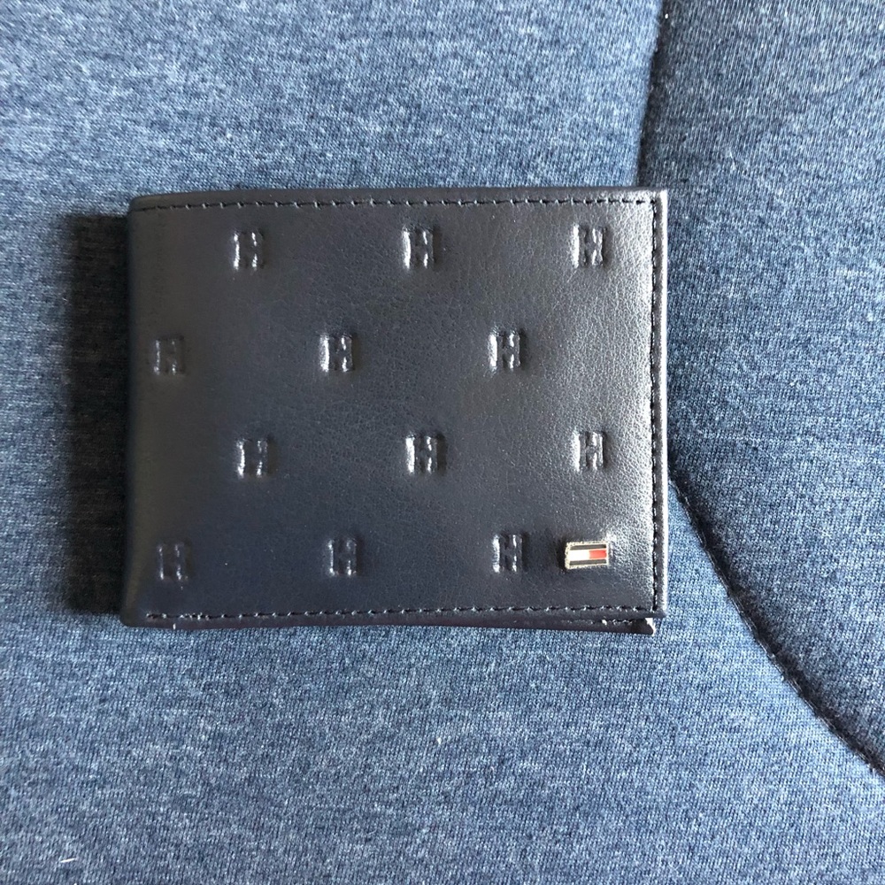 Tommy Hilfiger wallet. Never worn
